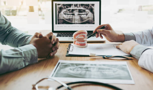 Best Broken or Chipped Tooth Repair in La Croft, OH